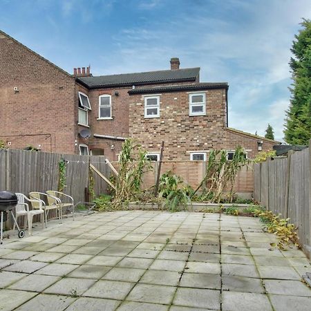 090 Beautiful 1 Bedroom Flat Near Luton Town And Station Exterior photo
